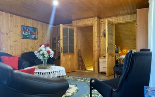 Oaza de liniste si verdeata! Vanzare casa cu 5 camere in Pucioasa - Poză 14