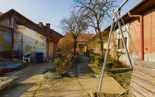 Casă individuală cu teren de 1100 mp și 3 apartamente în curte - Poză 32