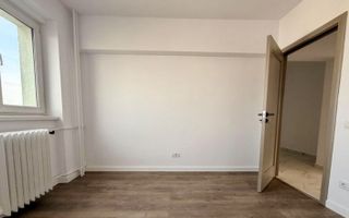 Apartament 3 camere P-ta Victoriei Titulescu | Renovat | 1976 - Poză 9