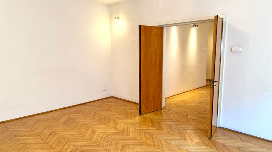 Apartament 4 camere Victoriei, Casa Vernescu, garaj, centrala, comision 0 ! - Poză 2