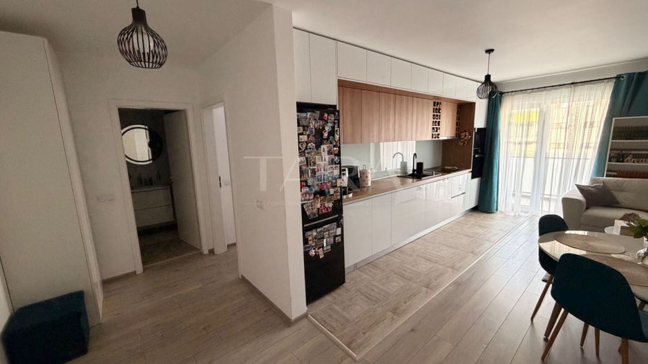 Apartament cu 2 camere, balcon de 9 mp și parcare inclusă. - Poză 3