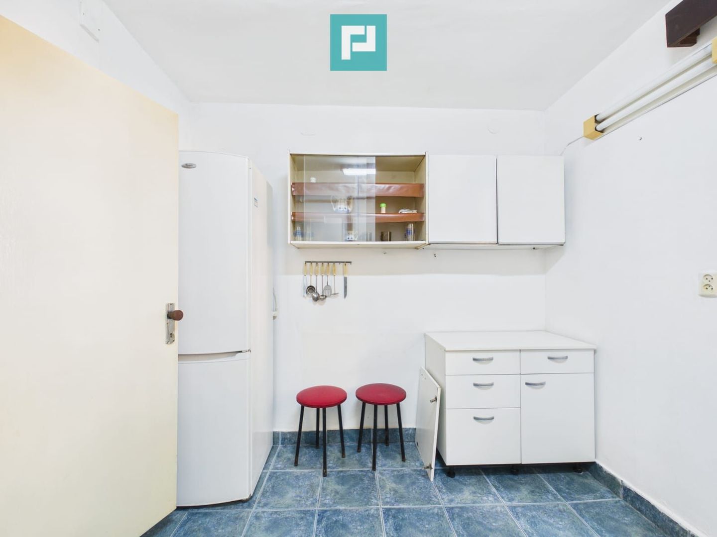 APARTAMENT 2 CAMERE LA PARTER, GRĂDIȘTE - Poză 16