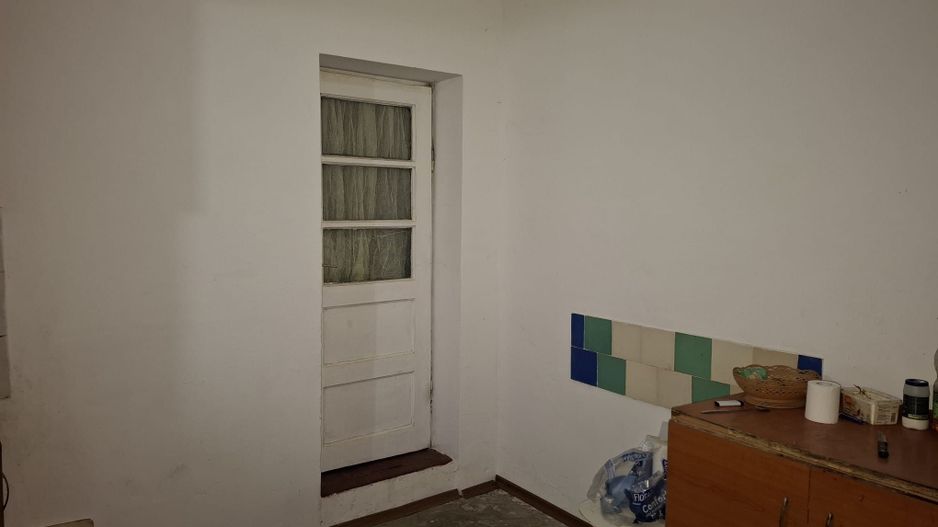 URGENT!, vila singur curte, TEREN IN PROPRIETATE, libera, NEGOCIABIL - Poză 9