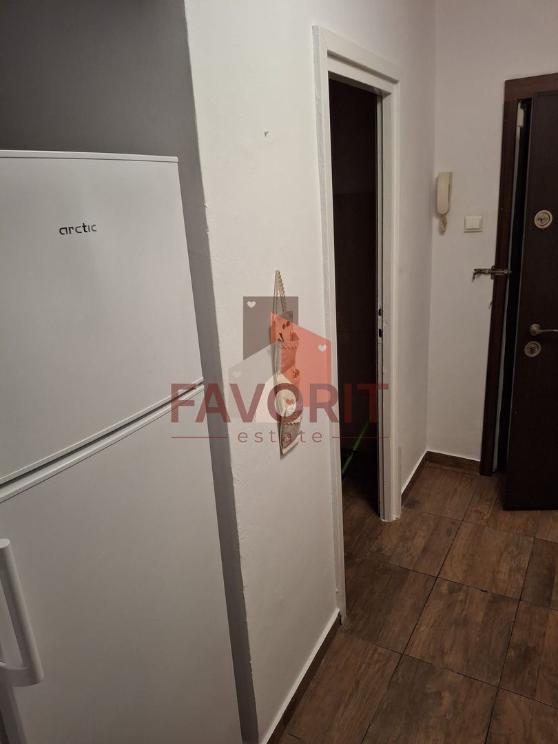2 camere | centrala proprie | mobilat si utilat | zona excelenta | - Poză 7