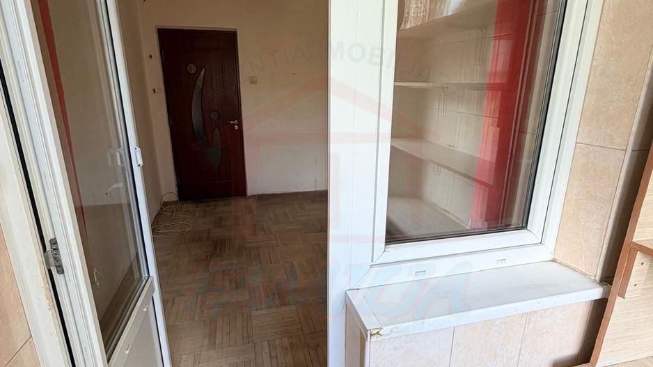 APARTAMENT CU 2 CAMERE DE VÂNZARE | MICRO 40 | ETAJ 4| PRET 41.900 EUR - Poză 7