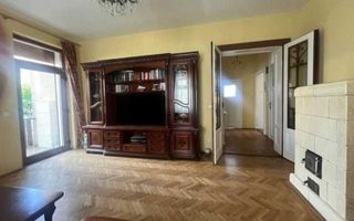 APARTAMENT 3 CAMERE LA CASA CENTRAL | CURTE PROPRIE | VICTORIEI/ PARCUL SUBARINI - Poză 1