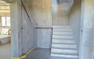 Casă spațioasă cu teren generos de 3.200 mp, VASLUI - MÎNJEȘTI; - Poză 9