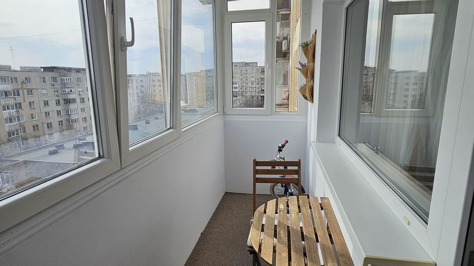 proximitate metrou , renovat + mobilat - Poză 14