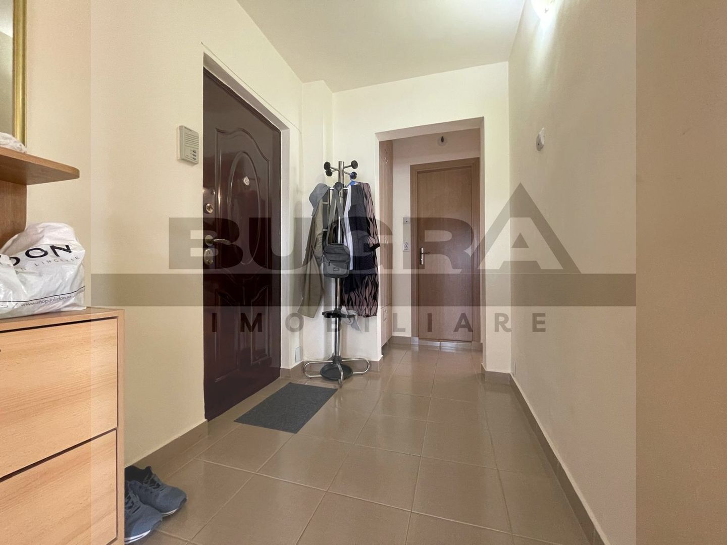 Apartament 2 camere, 58mp, parcare, zona Golden Tulip - Poză 6
