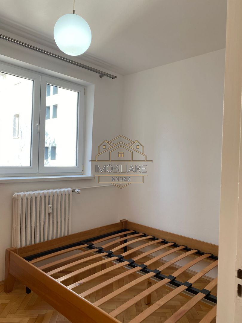 Apartament de închiriat zona Strada Aron Pumnul, 2 camere - Poză 2