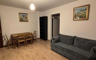 Piata Unirii I 2 camere I Etaj 1 I Balcon - Poză 1