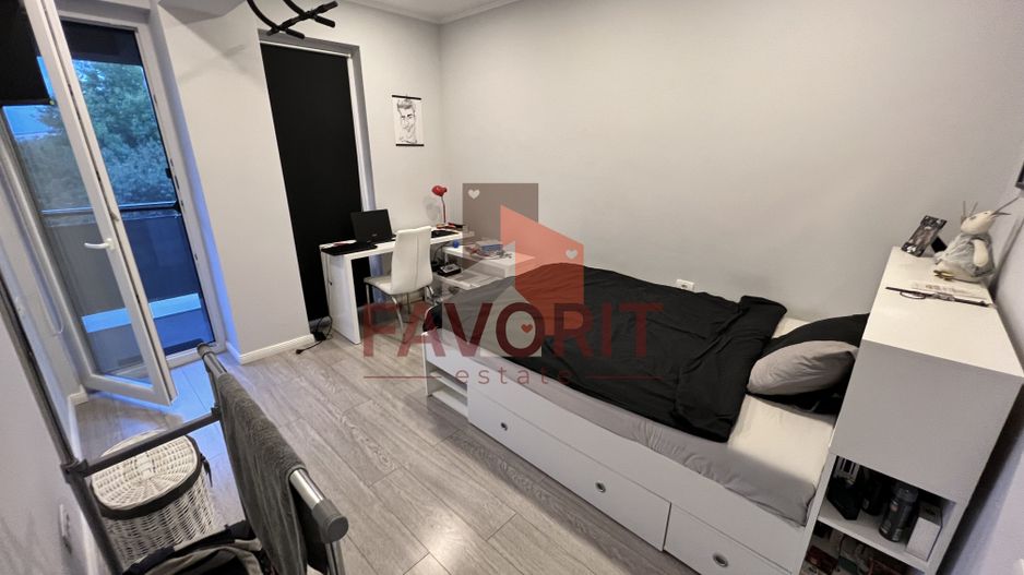 Parcare subterana si supraterana . Etaj 1 cu lift. Pozitie excelenta. - Poză 13
