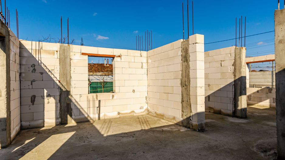 Rezervat! - Casă în stadiul de construcție, 6 Vânători - Poză 6