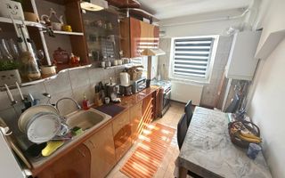 Apartament 2 camere decomandat 1 Mai Parcul Romanescu etaj 3 56mp - Poză 2