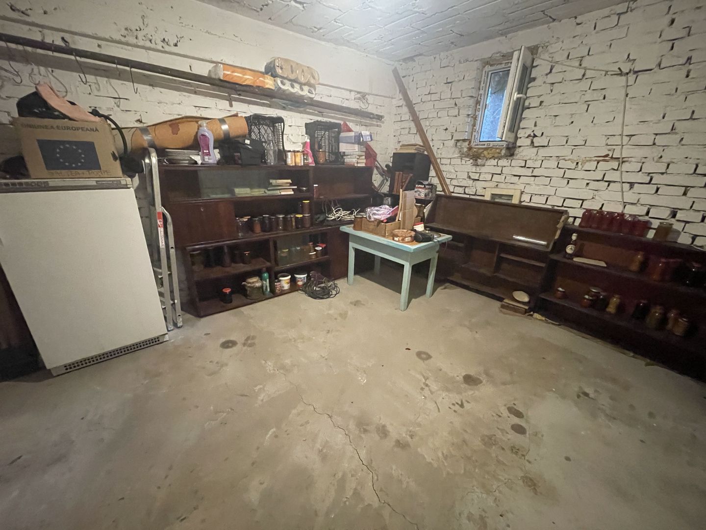 Apartament cu 2 camere in bloc de cărămidă , etajul 1 - Poză 27