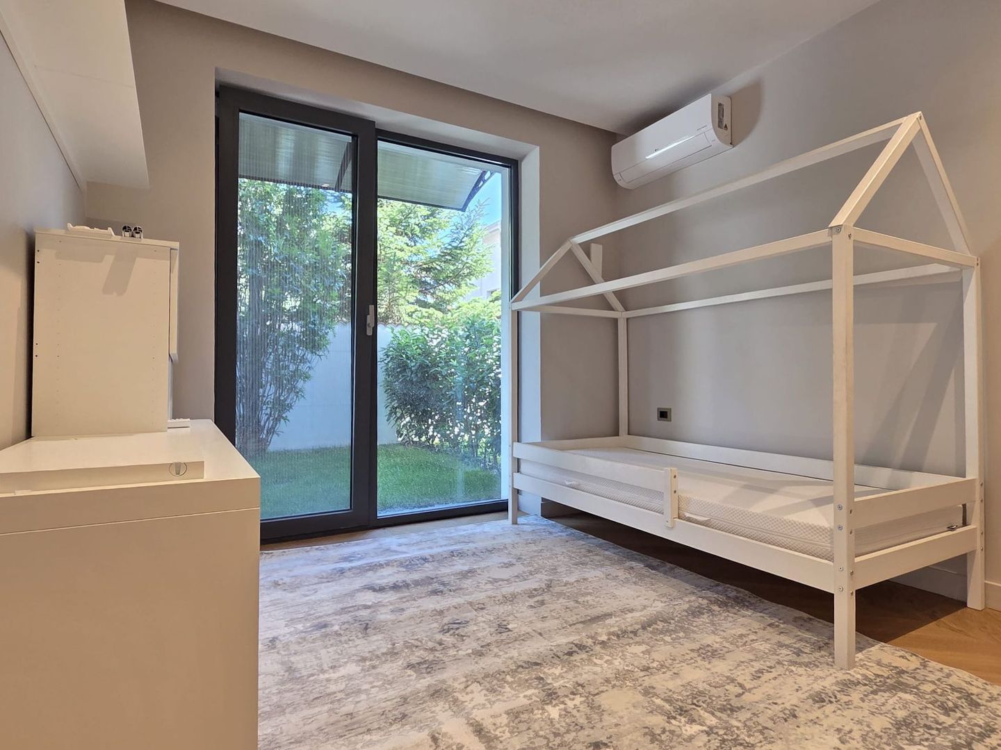 Rent I 4 room apartment I Iancu Nicolae I Garden I Pool - Poză 18