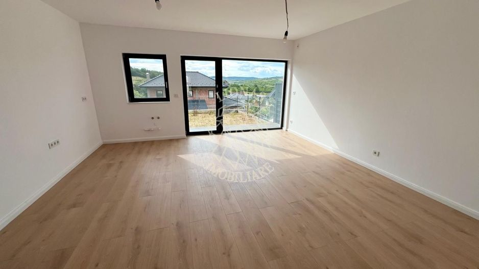 Casa Ultrafinisata 3 camere-terasa circulabila-Valea Sigmirului - Poză 1