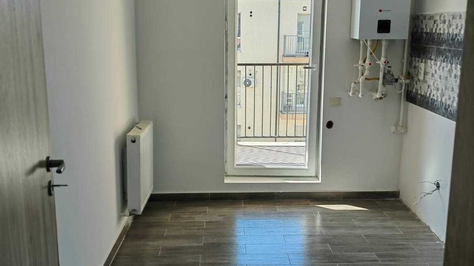 Vand apartament 2 camere mall Grand Arena - Poză 3