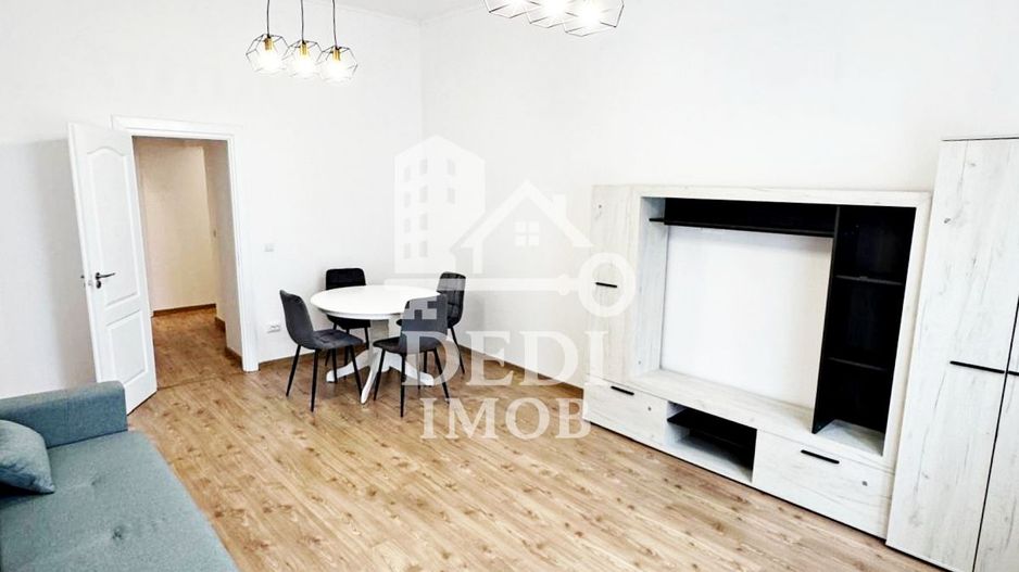 Apartament cu 1 camera de vanzare zona Centrala, Oradea - Poză 1
