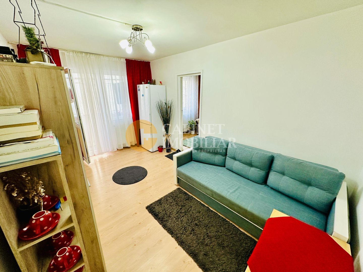 Apartament cu 2 Camere -  Etaj 1 - Zona Alexandru cel Bun - Poză 4