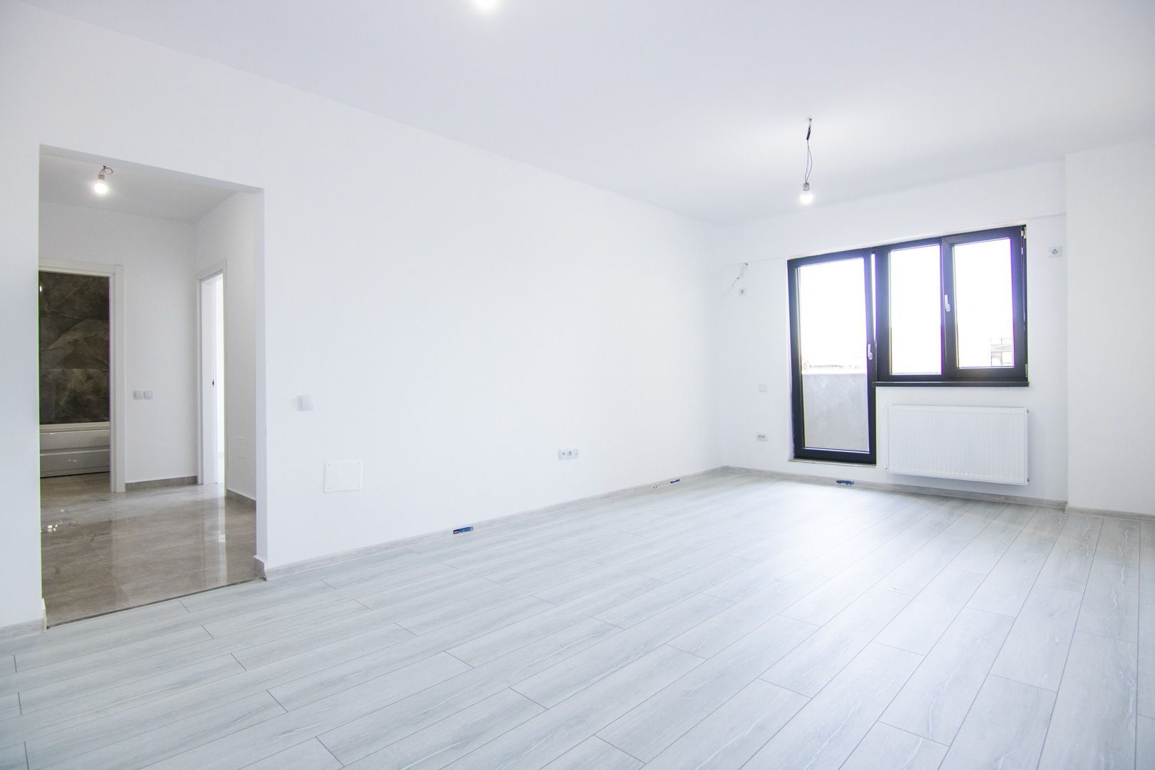 Luna IULIE vine cu -10% REDUCERE - Poză 10