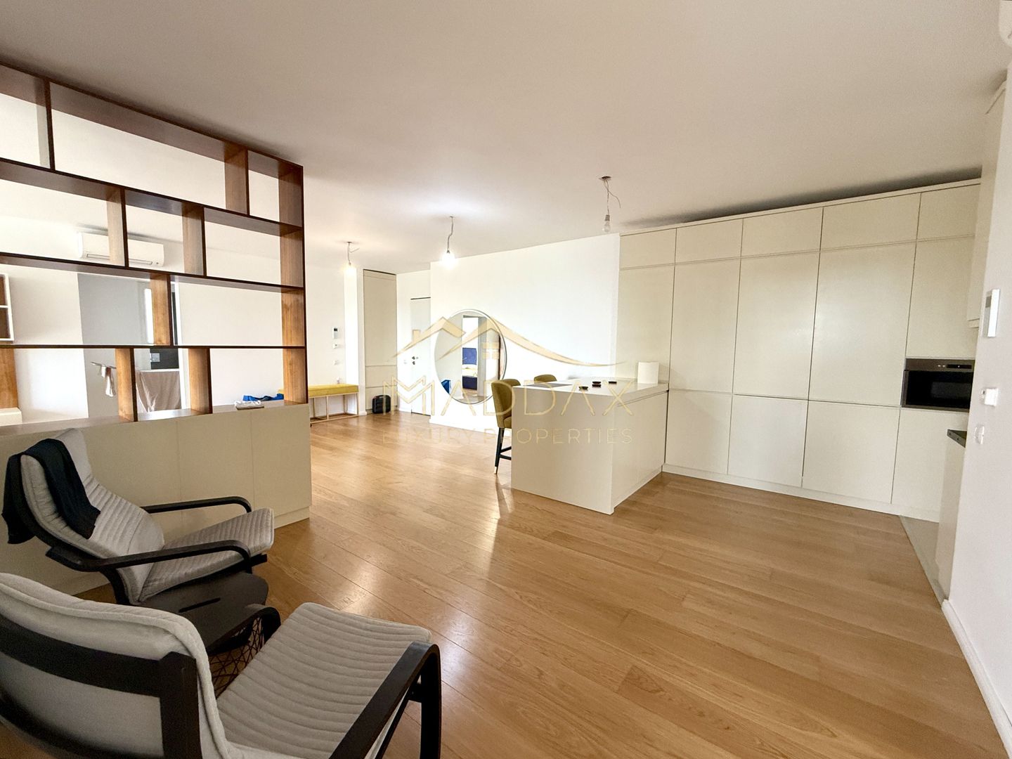 Apartament cu 4 camere  *122mp* / 1 Parcare Subetarana / Floreasca - Lake View - Poză 6