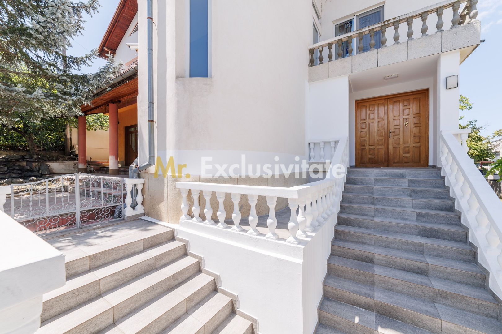 Proprietate multifunctionala | Doua cladiri | 581 mp | Pitesti - Poză 32