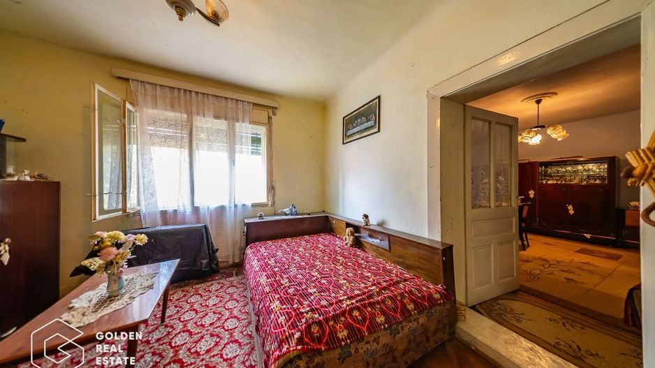 Casa cu 2 corpuri de cladire si teren 762 mp,  zona excelenta (Gradiste) - Poză 9