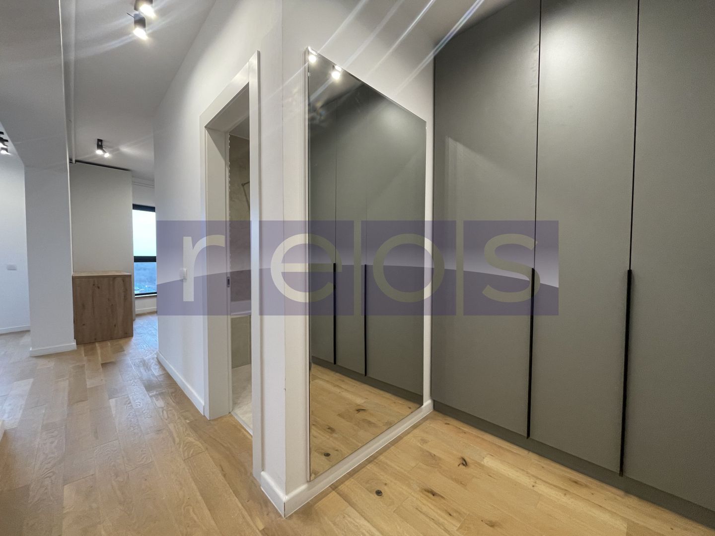 UPnorth Boutique | 2 camere 57 mp utili | Mobilat si utilat nou | - Poză 3