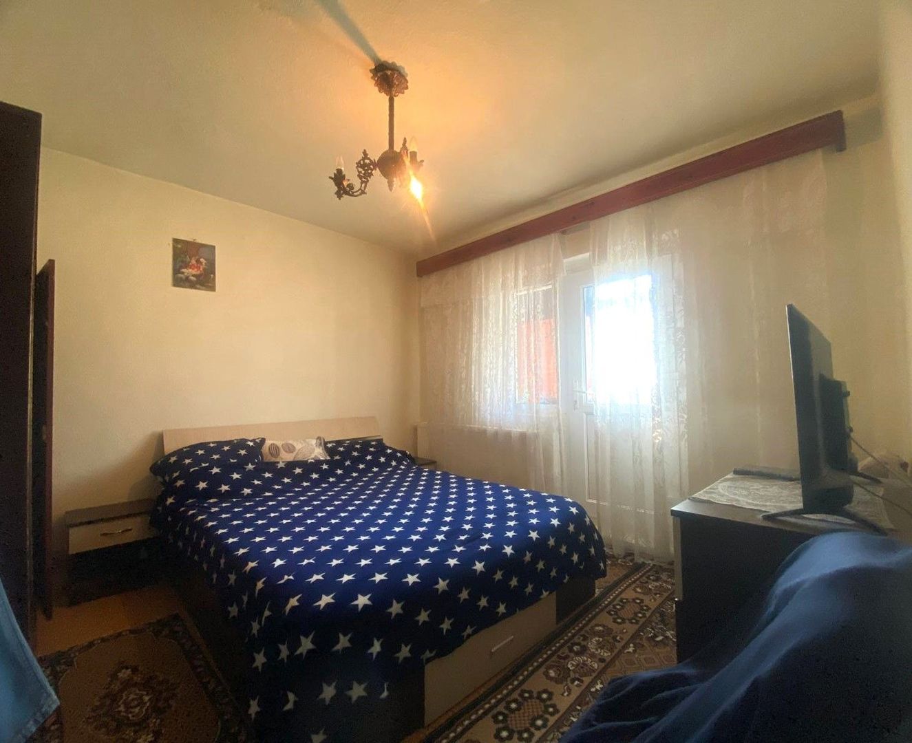 Vanzare apartament cu 3 camere , decomandat in Targoviste- Micro 12 - Poză 4