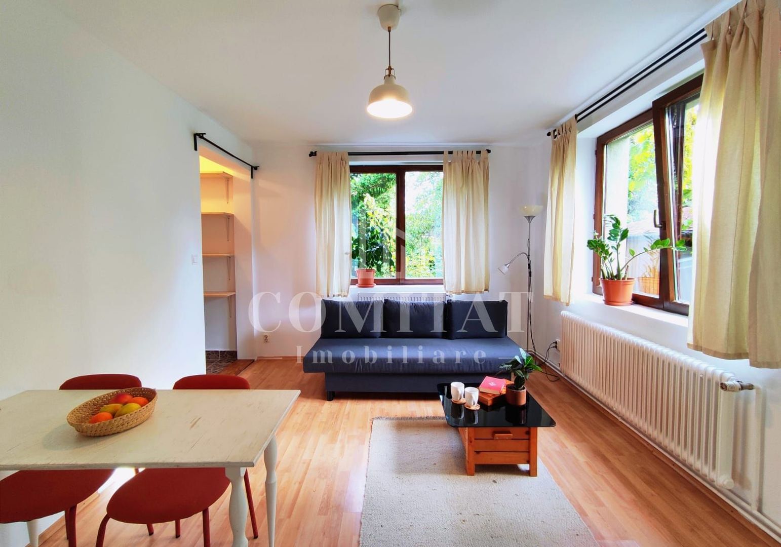 Garsonieră modernă în Piața Cipariu | Renovată | Prima închiriere! - Poză 2