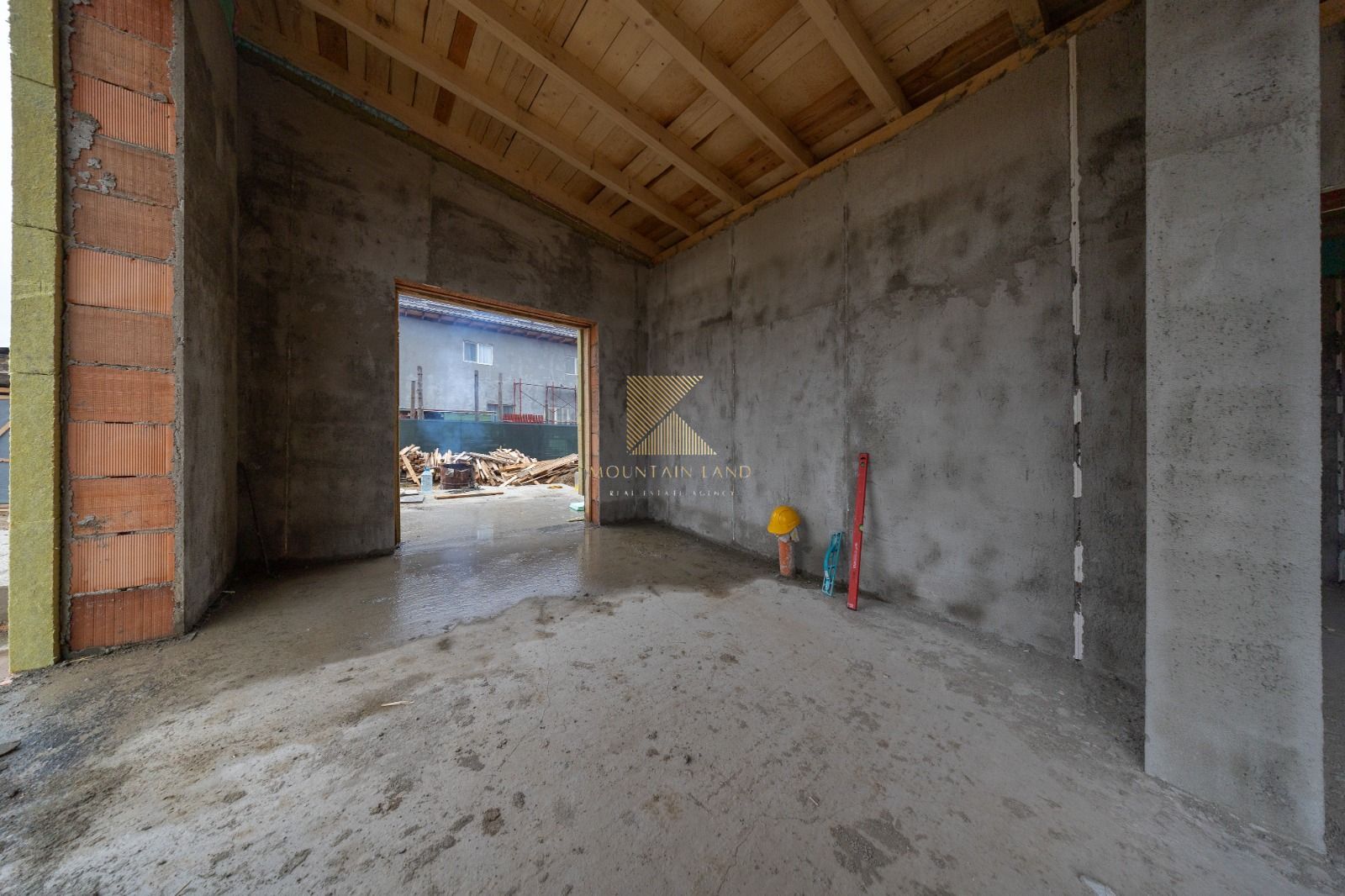 Casă premium la poalele Munților Piatra Craiului și Bucegi - Poză 11