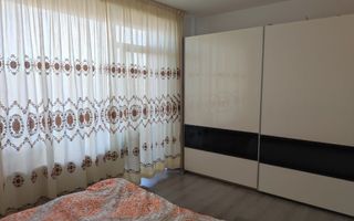 Apartament Spațios cu 2 Camere, 2 Balcoane și Parcare Subterană în Borhanci - Poză 3