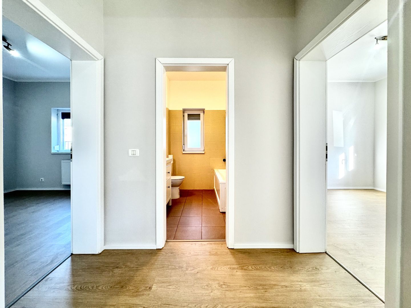 Apartament cu 3 camere | Parter | Terasă | Parcare | Braytim - Poză 10