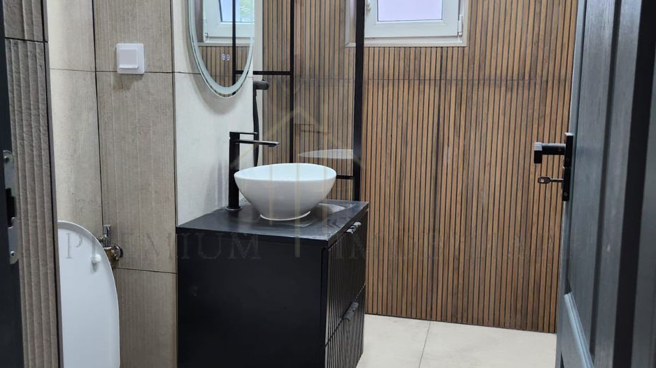 Garsoniera de Inchiriat in Onesti - Poză 3