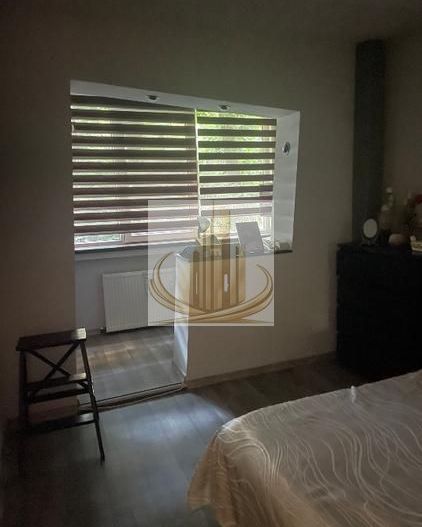 Vand apartament 2 camere mobilat+boxa - Poză 5