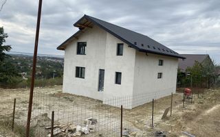 Casă de vânzare, 4 camere, Vladiceni – 120 mp utili, teren 517 mp - Poză 2