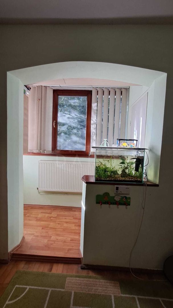 Vânzare apartament cu 2 camere - Poză 3