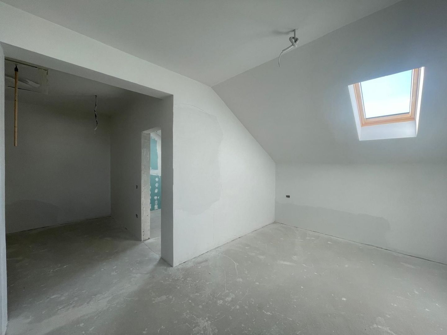 Duplex 122mp utili-390mp teren - Mosnita Noua - Poză 9