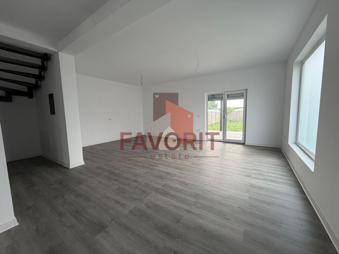 Duplex | 4 camere | Asfalt | Finisaje premium | Curte generoasa | - Poză 3