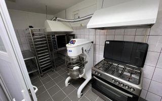Spatiu alimentar productie patiserie, cofetarie,bucatarie profesionala - Poză 1