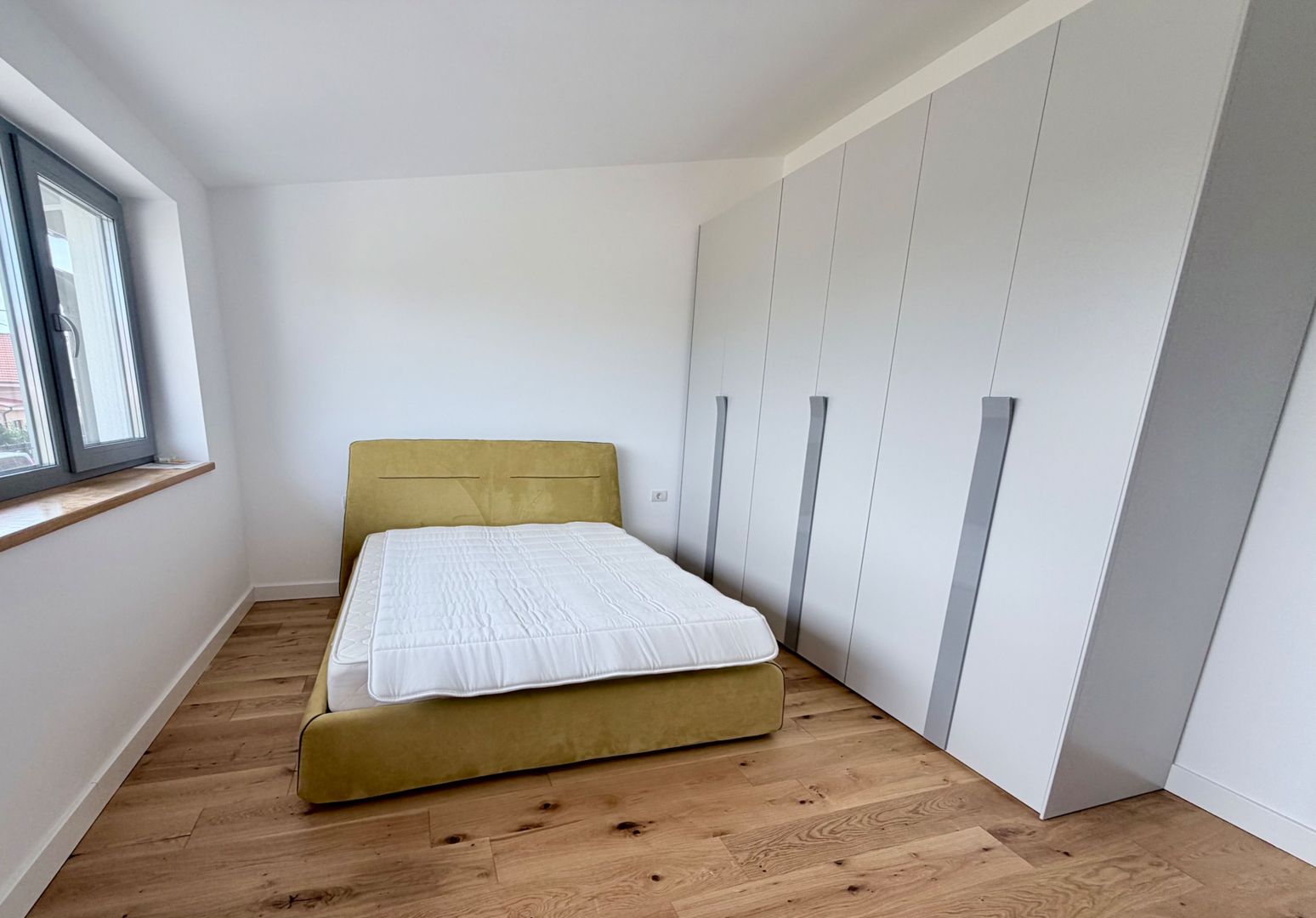 DUPLEX MOBILAT SI UTILAT - Poză 19