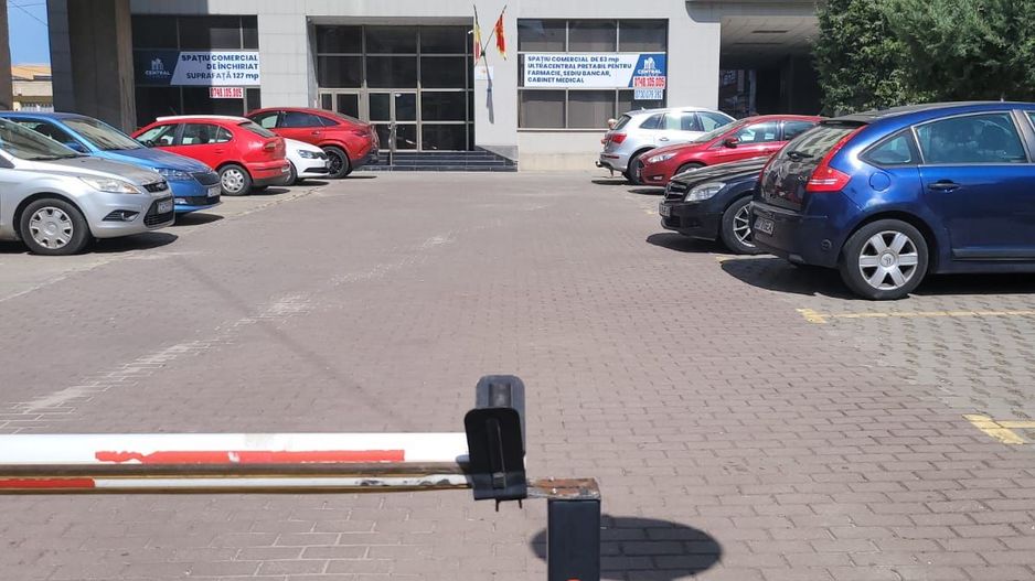 SPATIU COMERCIAL DE VANZARE - Poză 4