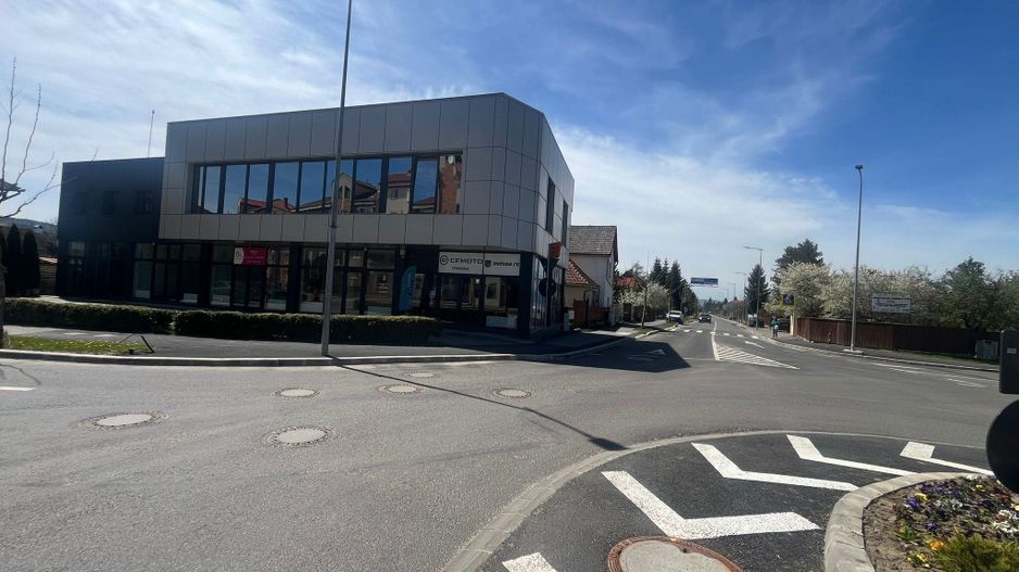 SPAȚIU COMERCIAL PREMIUM, LOCAȚIE EXCELENTĂ PENTRU BRANDURI CU AMBIȚII - Poză 2
