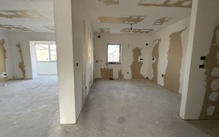 De vanzare Apartament 3 camere Gellert Sandor 71MP/Dubla Orientare - Poză 2