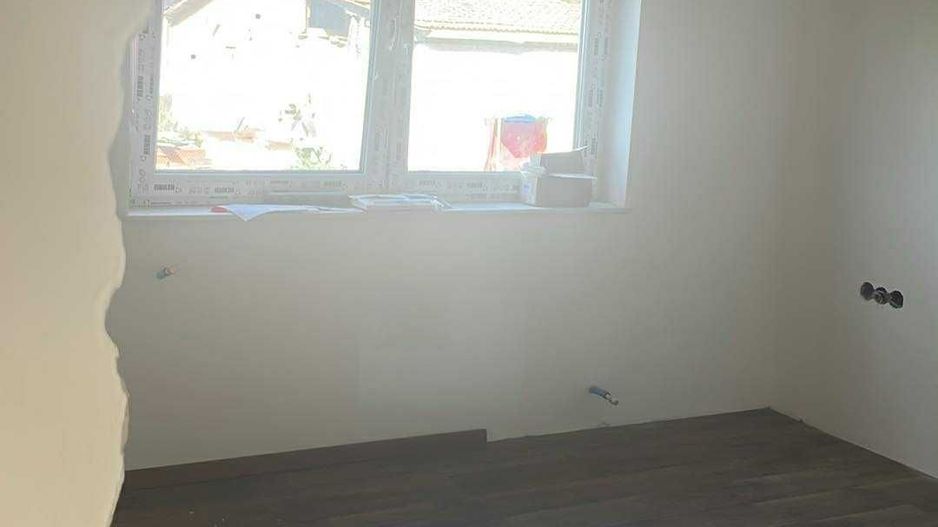 Casă de vânzare ,preț 110.000euro - Poză 6