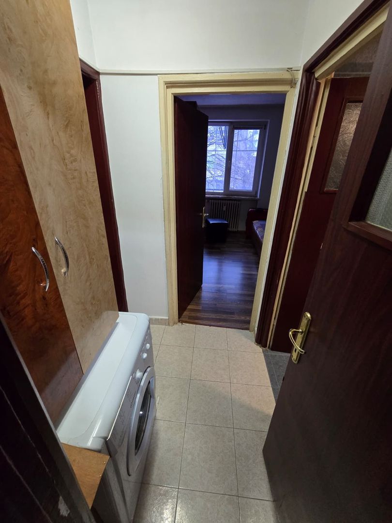 vand apartament 3 camere zona ultracentrala,vedere la Dunare ,etaj 2, - Poză 8