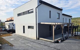Casă de tip duplex de vânzare | 4 camere | str. Oașului - Poză 2