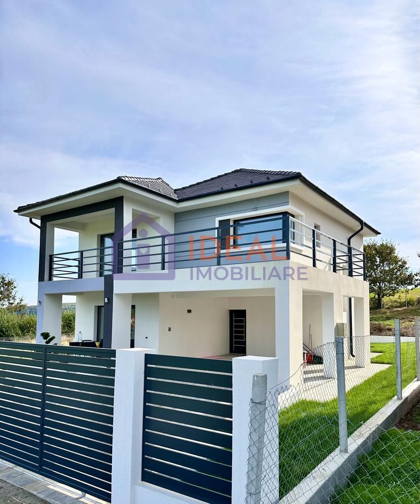 Casa Individuala cu 4 camere si 700 mp teren, in Tocile - Poză 3