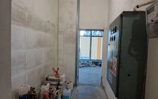 Spatiu comercial vitrina de 20 M - Metrou Eroii Revolutiei S143 - Poză 19